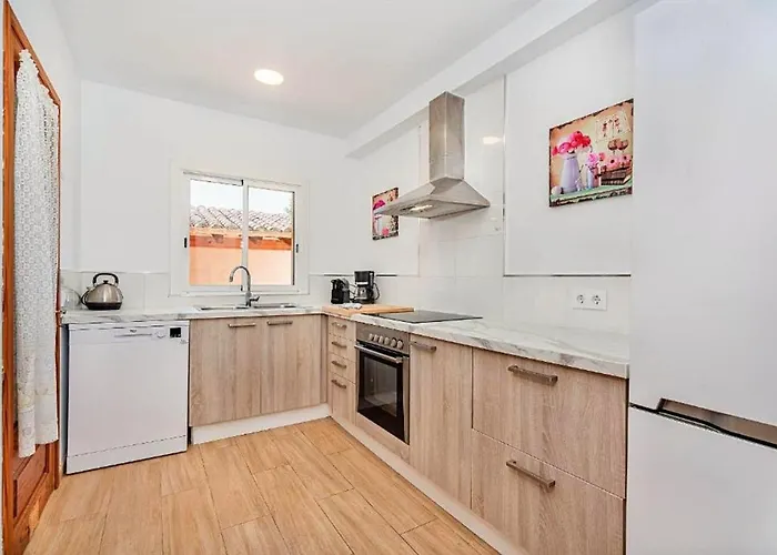 ヴィラ Marina Mala Garba By Sealand ポレンサ